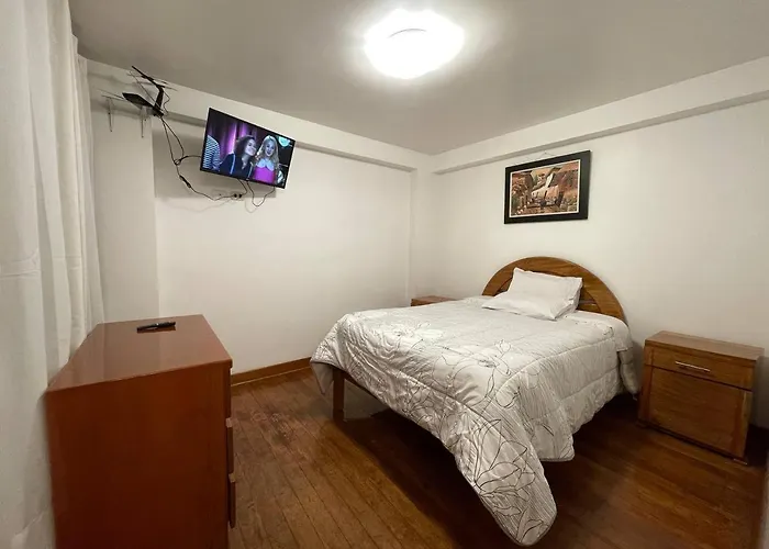 Apu Pata 4 * Cuzco